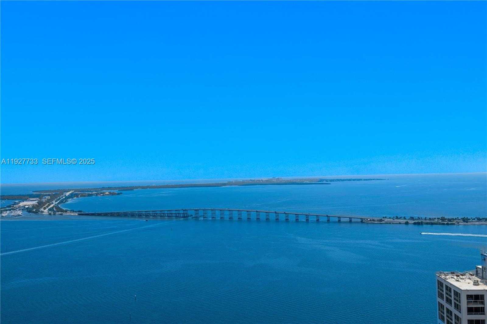 Small Image of 1451 BRICKELL AVE #4403, Miami Number 14