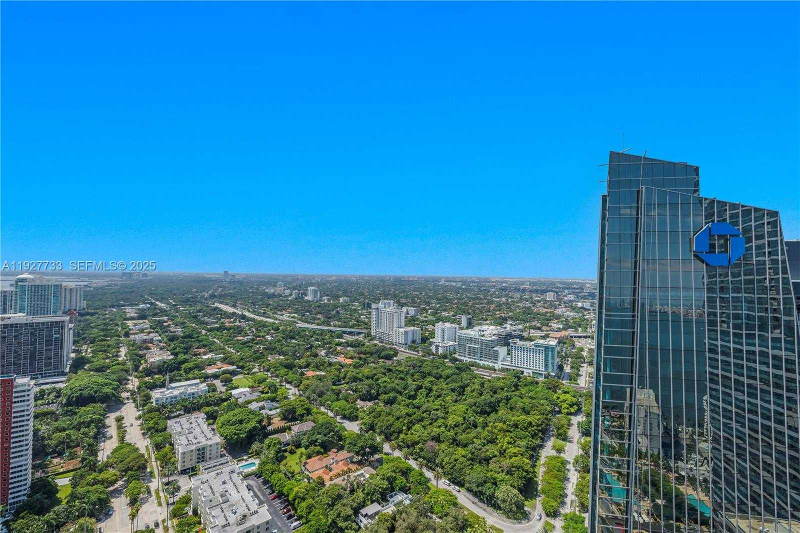 Small Image of 1451 BRICKELL AVE #4403, Miami Number 28