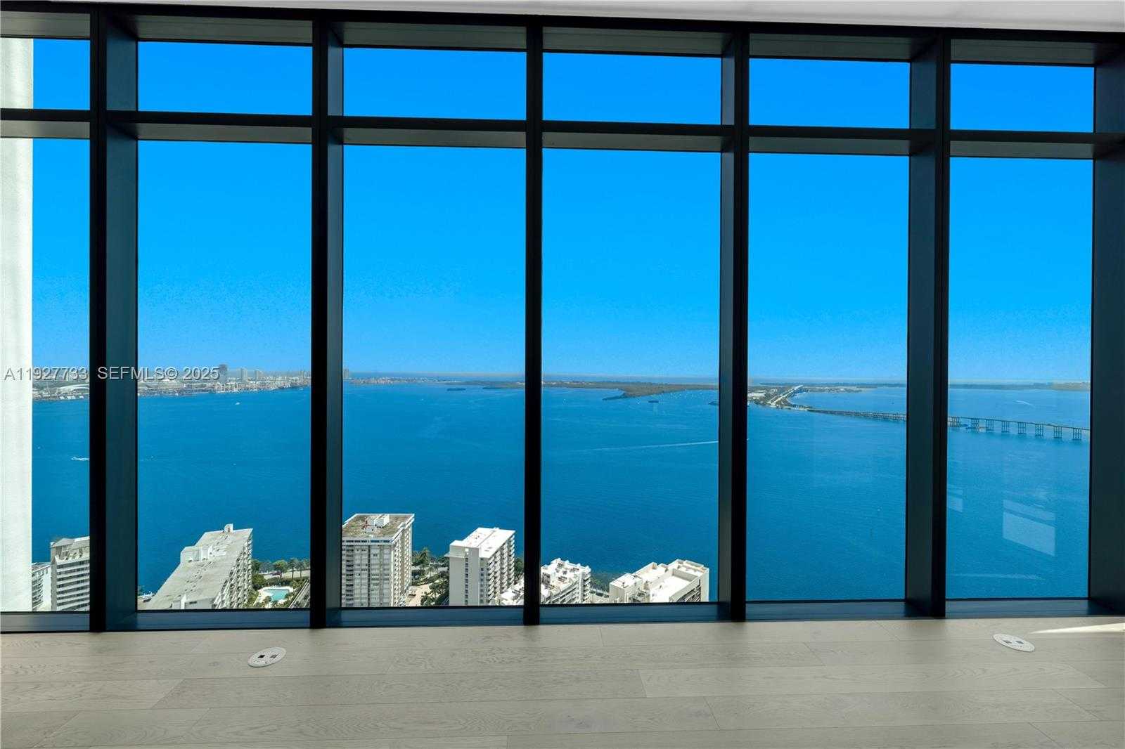 Small Image of 1451 BRICKELL AVE #4403, Miami Number 5