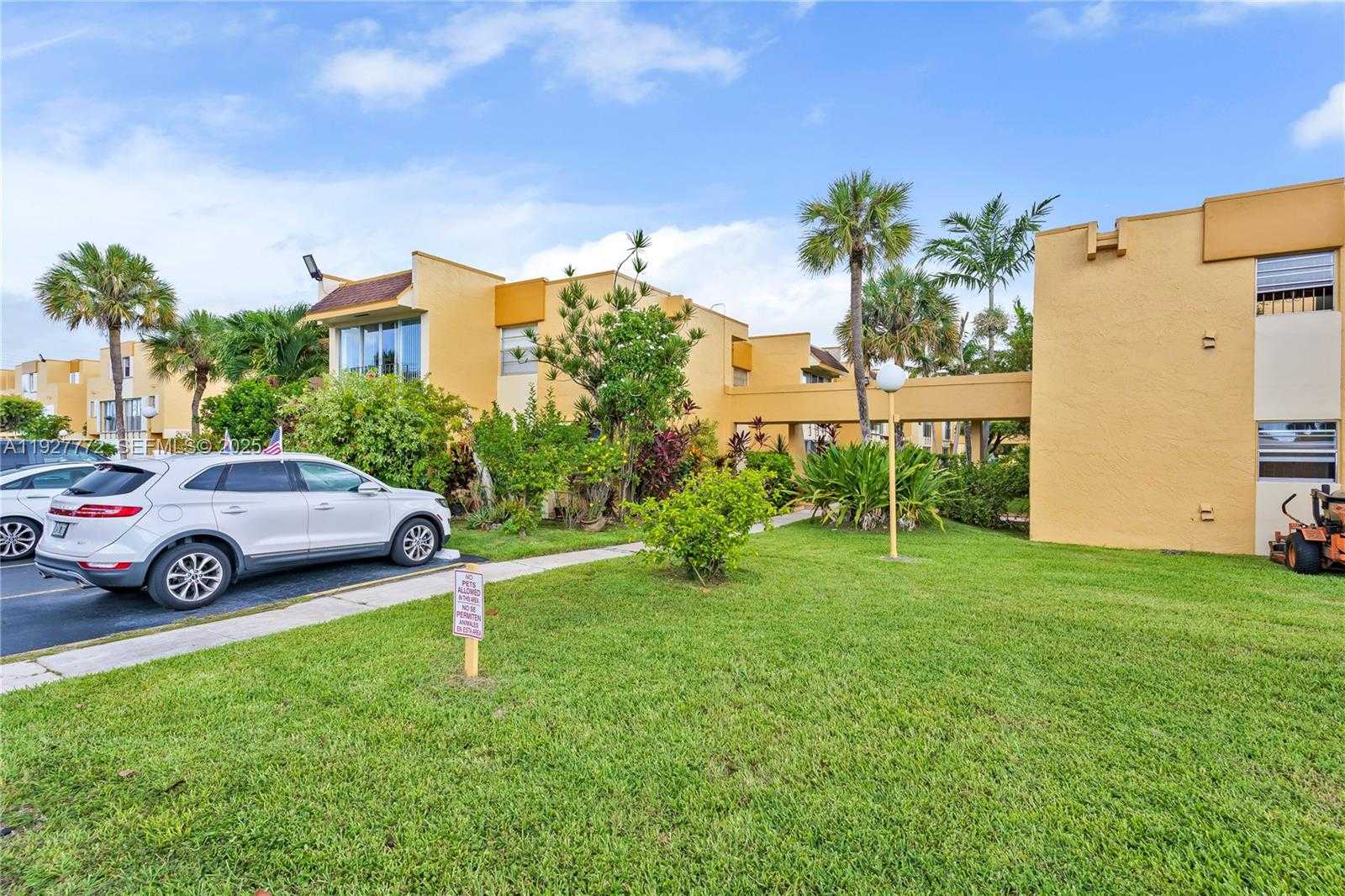 Small Image of 9311 SOUTH WEST 4TH ST #105B, Miami Number 2