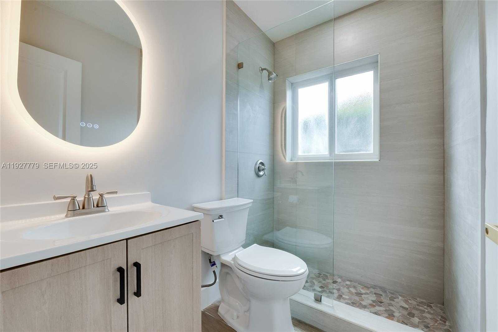 Small Image of 8952 SOUTH WEST 10TH TER, Miami Number 15