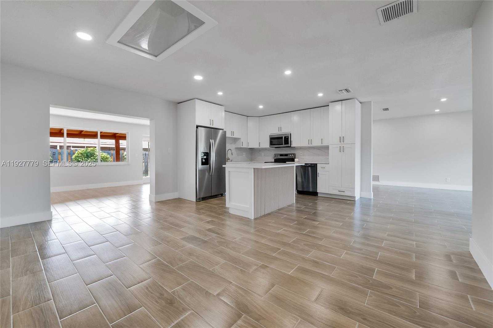 Small Image of 8952 SOUTH WEST 10TH TER, Miami Number 2