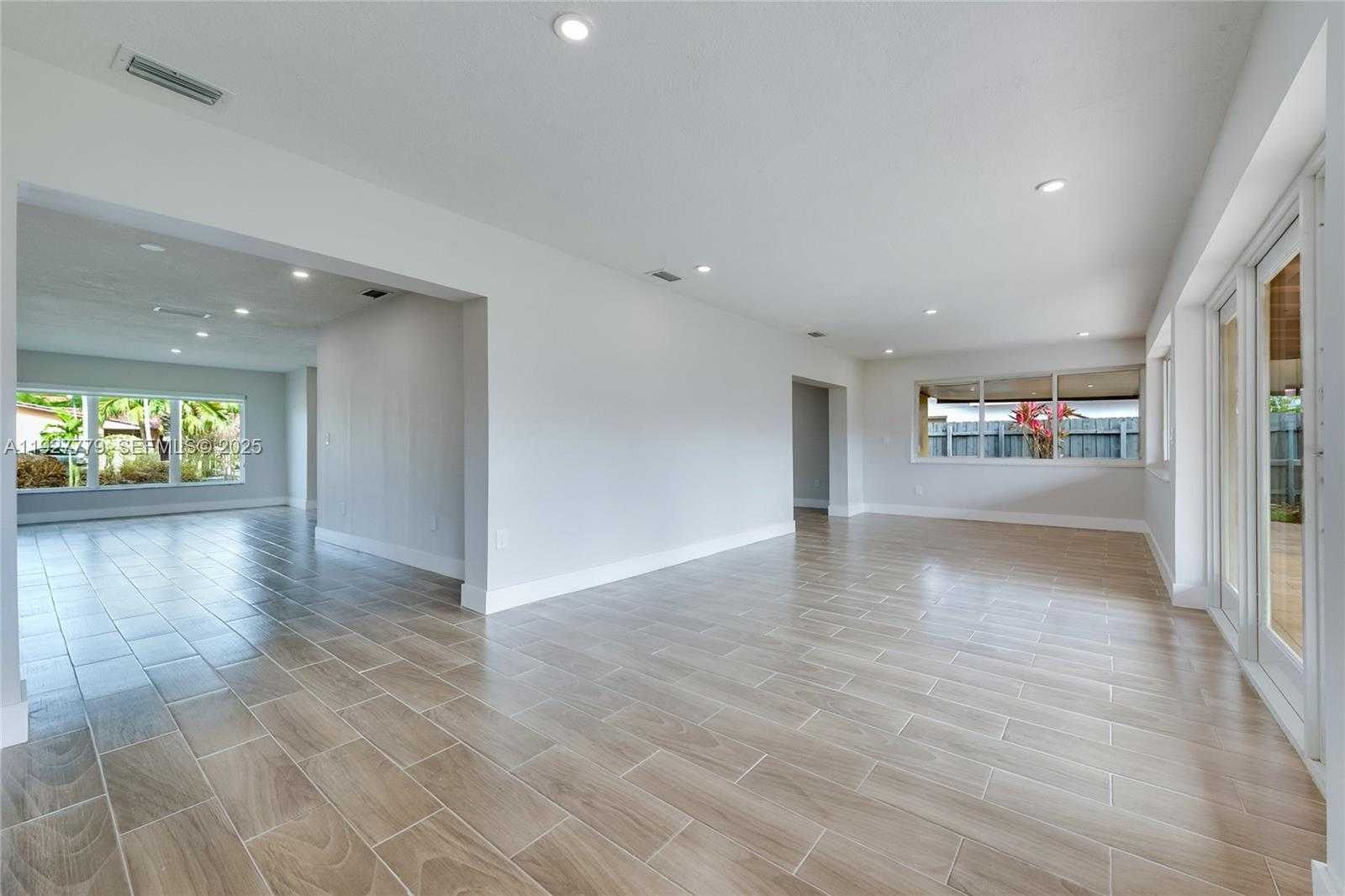 Small Image of 8952 SOUTH WEST 10TH TER, Miami Number 5