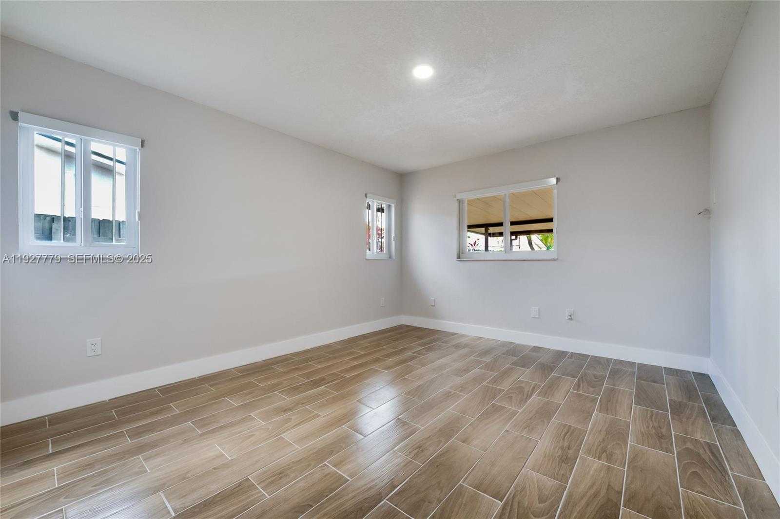 Small Image of 8952 SOUTH WEST 10TH TER, Miami Number 7