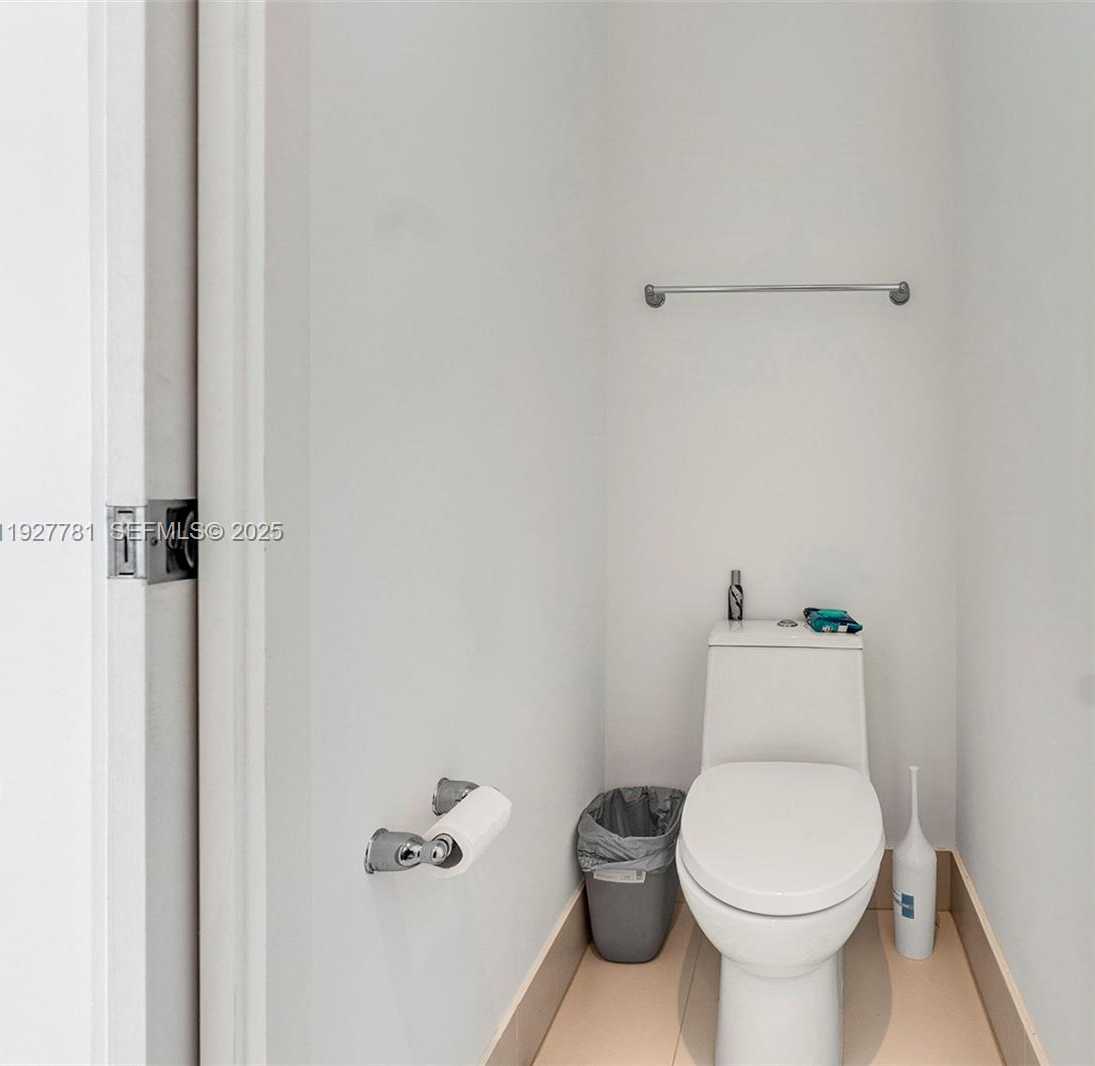 Small Image of 501 NORTH EAST 31 #4305, Miami Number 14