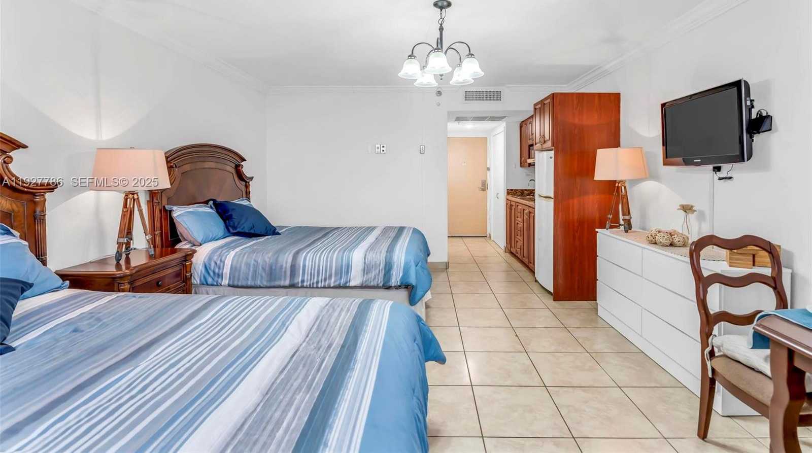 Small Image of 19201 COLLINS AVE #628, Sunny Isles Beach Number 9