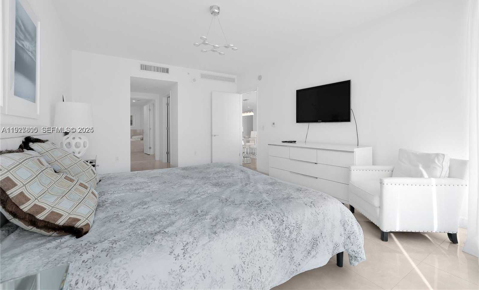 Small Image of 17001 COLLINS AVE #3002, Sunny Isles Beach Number 17