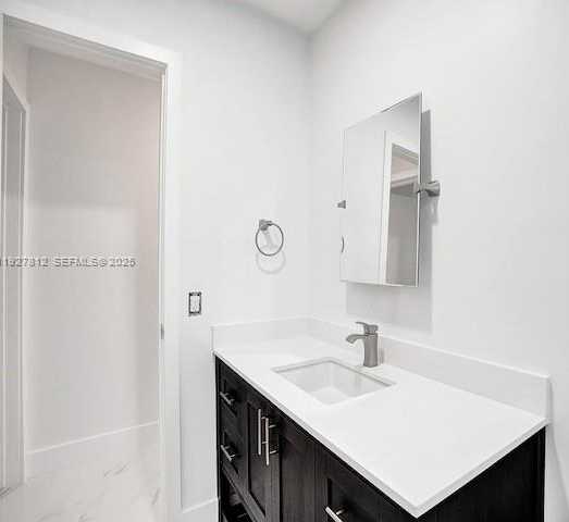 Small Image of 7881 HOPE ST, Hollywood Number 10