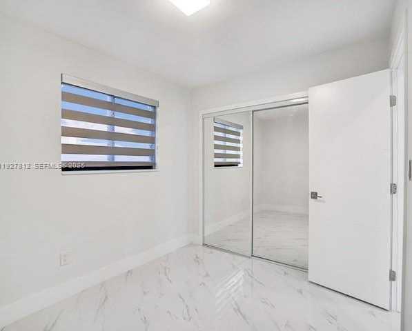 Small Image of 7881 HOPE ST, Hollywood Number 14