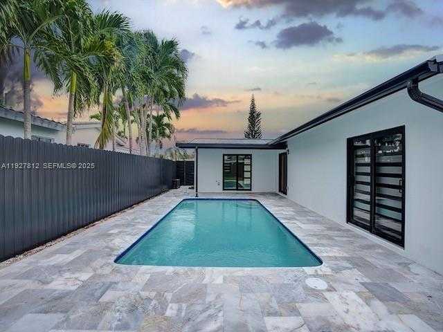 Small Image of 7881 HOPE ST, Hollywood Number 32