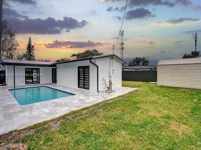 Small Image of 7881 HOPE ST, Hollywood Number 36