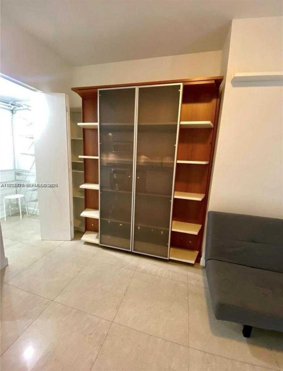 Small Image of 185 SOUTH WEST 7TH ST #1406, Miami Number 10