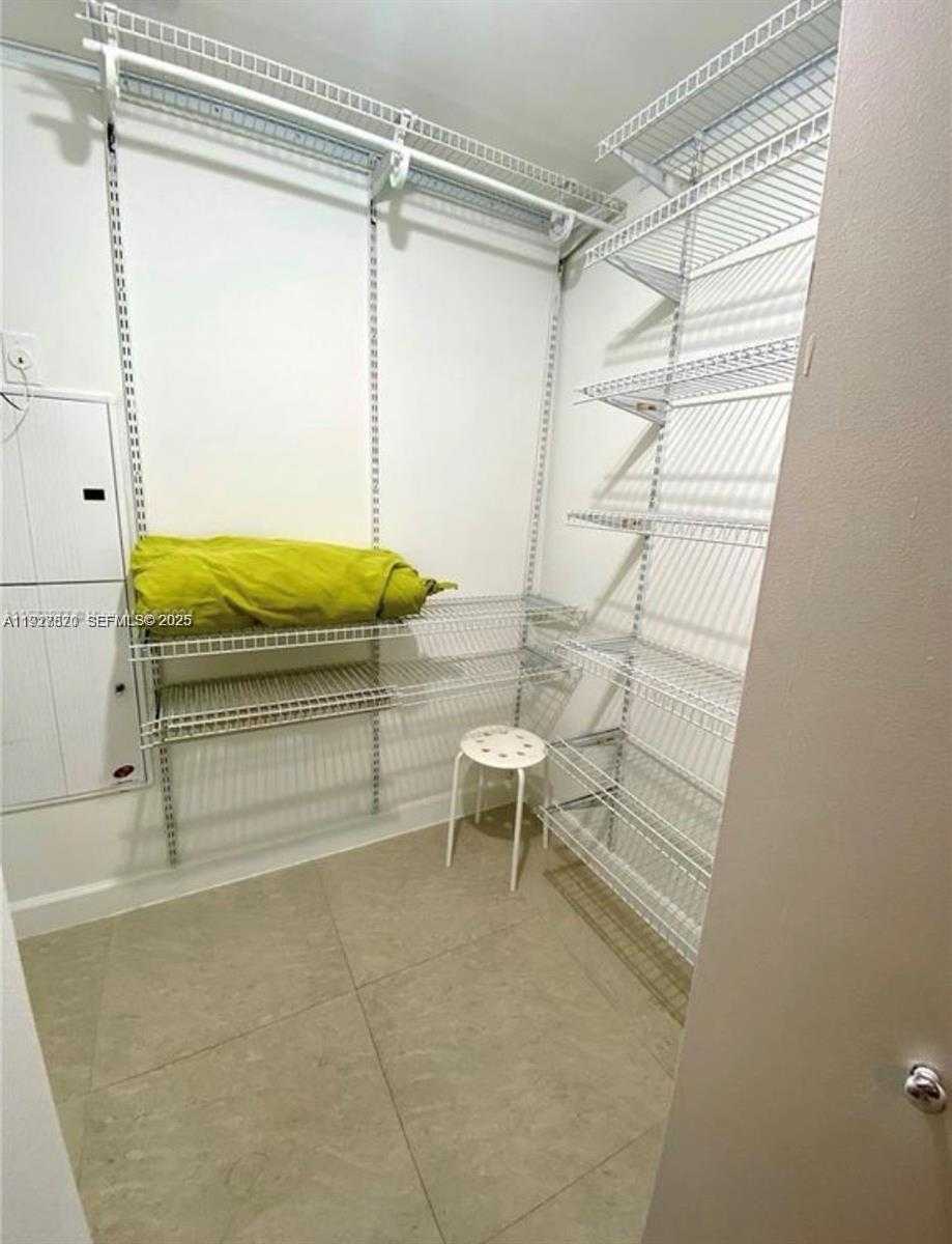 Small Image of 185 SOUTH WEST 7TH ST #1406, Miami Number 14