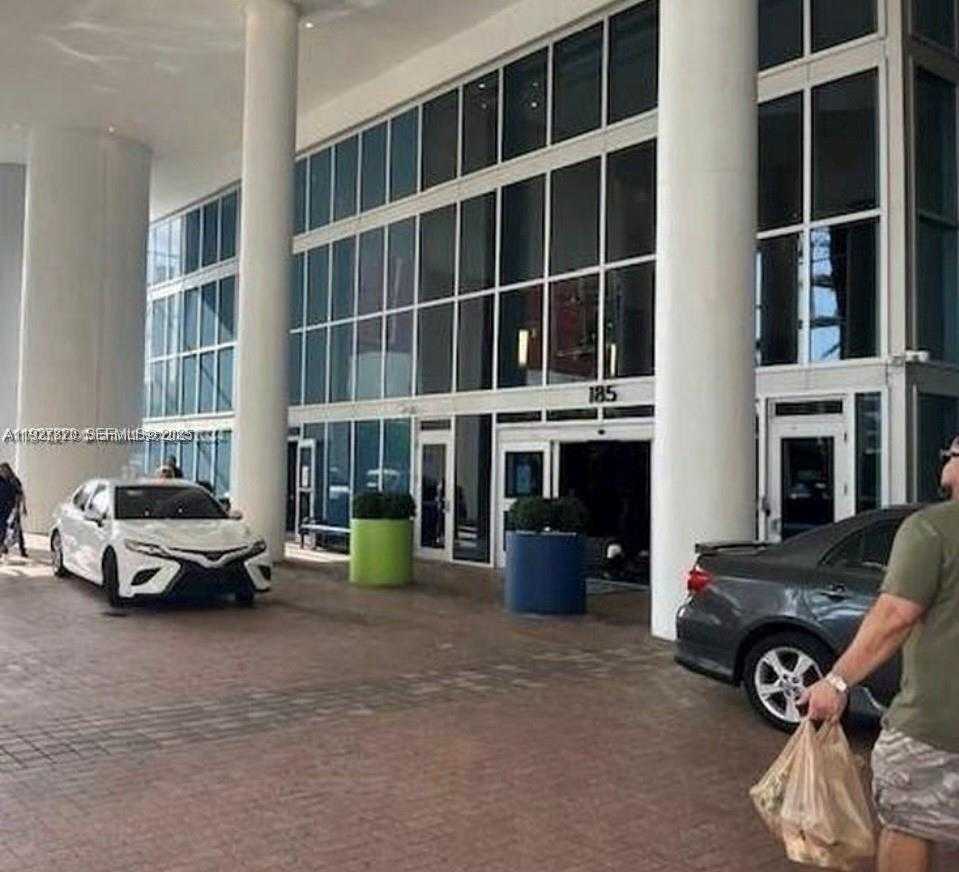 Small Image of 185 SOUTH WEST 7TH ST #1406, Miami Number 25