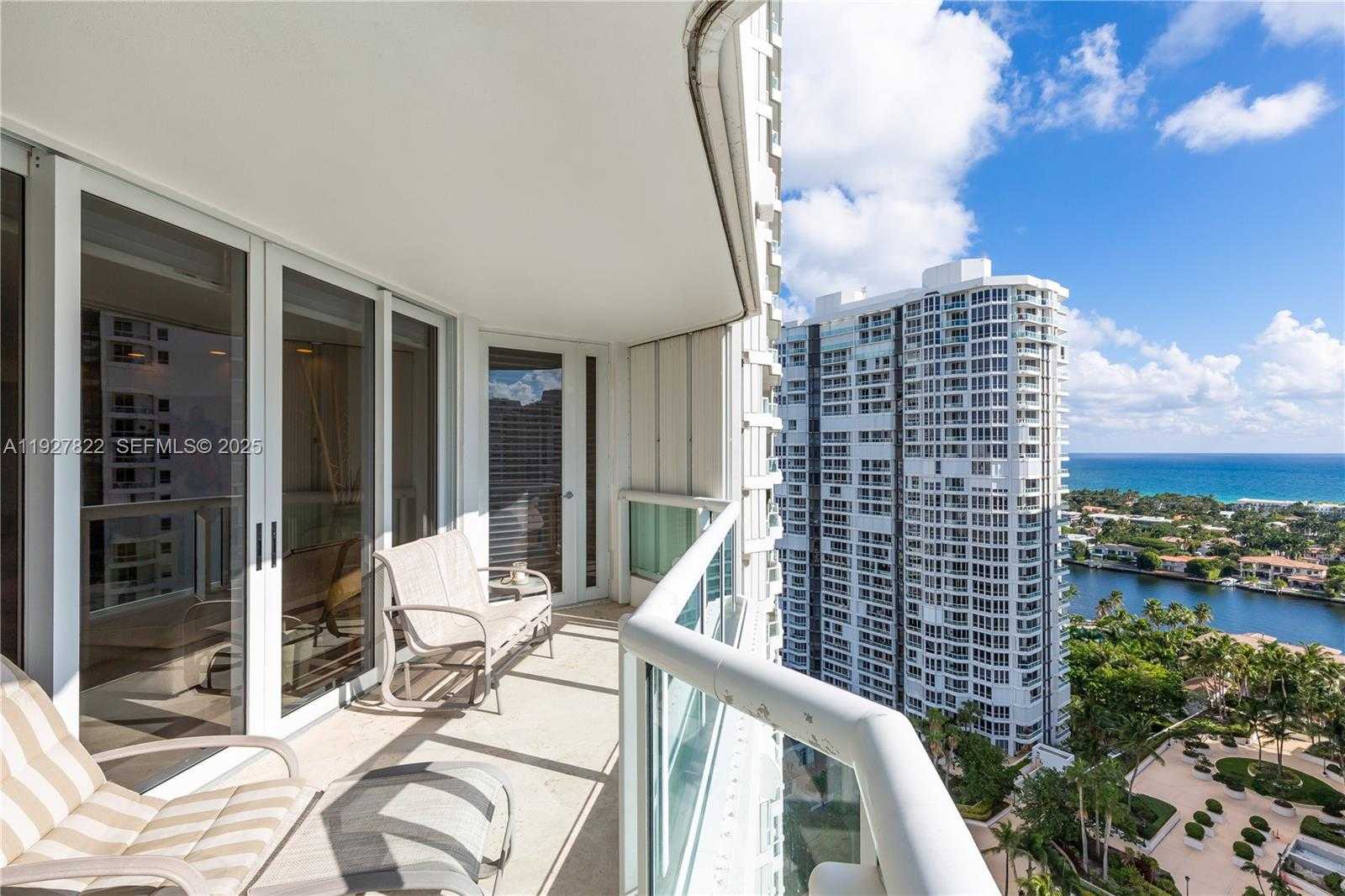 Small Image of 21055 YACHT CLUB DR #2310, Aventura Number 25