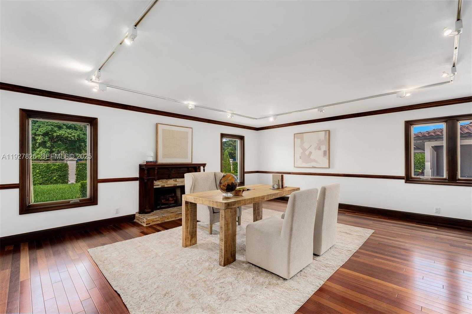 Small Image of 3310 GRANADA BLVD, Coral Gables Number 12