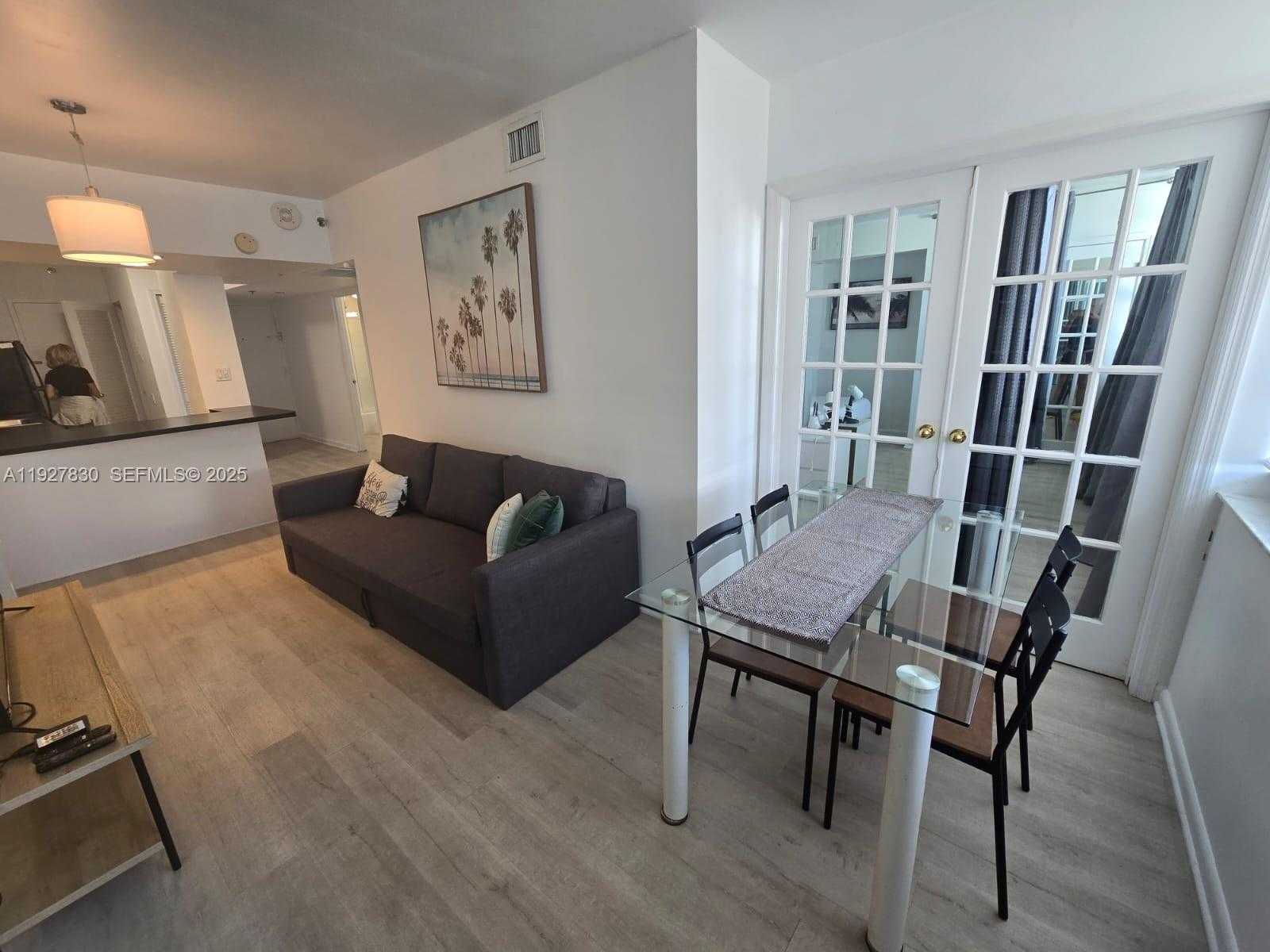 Small Image of 100 LINCOLN RD #1227, Miami Beach Number 4