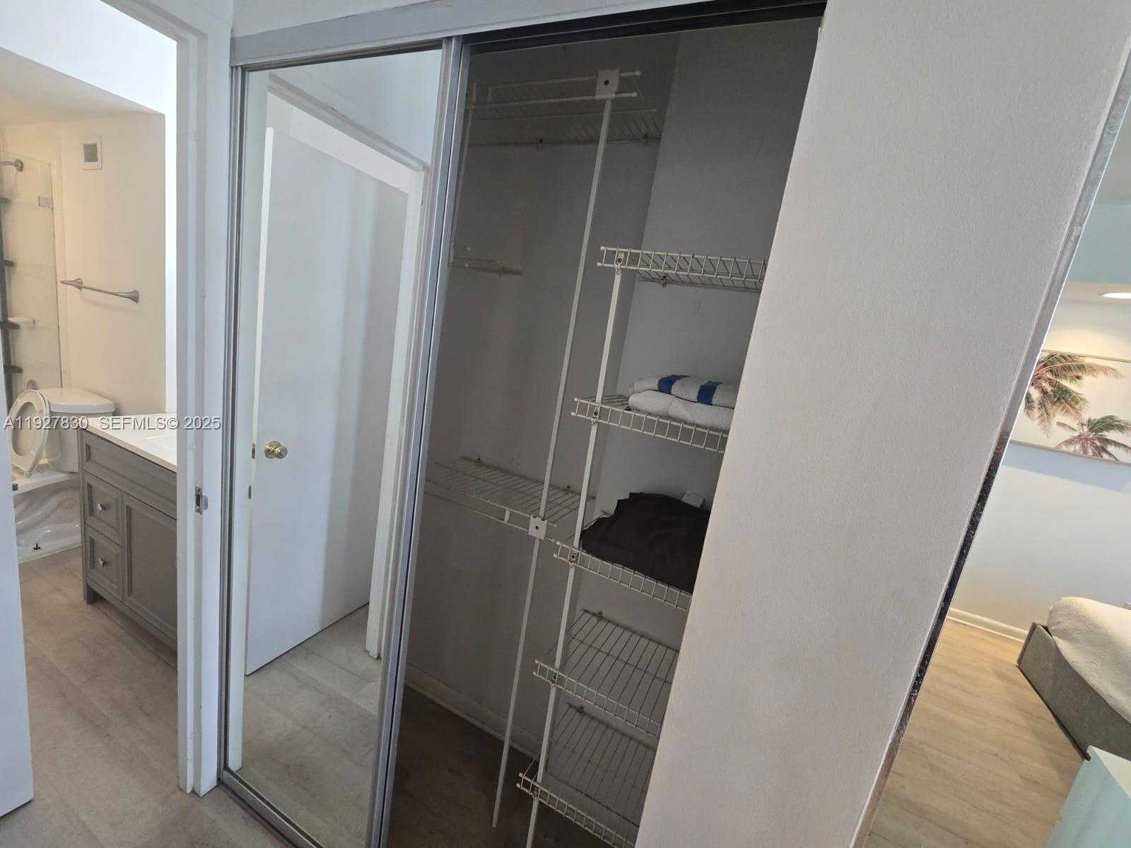 Small Image of 100 LINCOLN RD #1227, Miami Beach Number 8