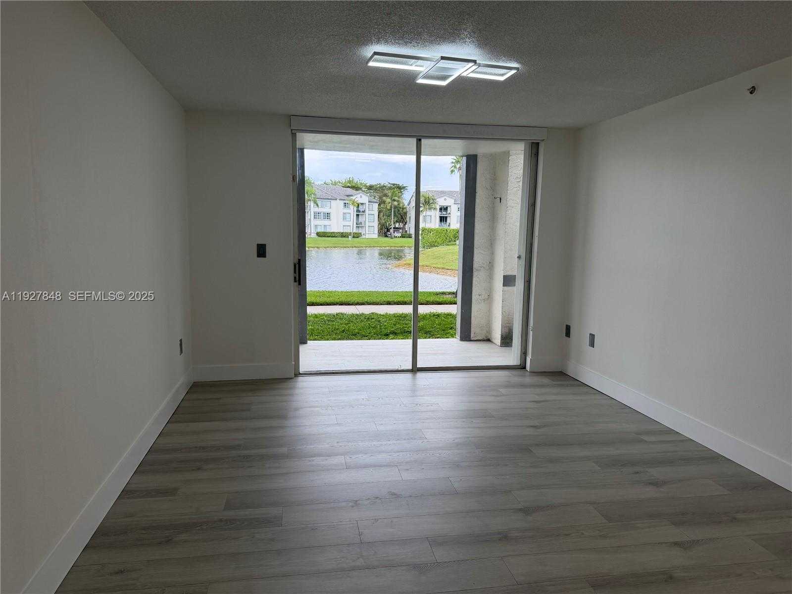 Small Image of 4350 NORTH WEST 107TH AVE #106, Doral Number 5