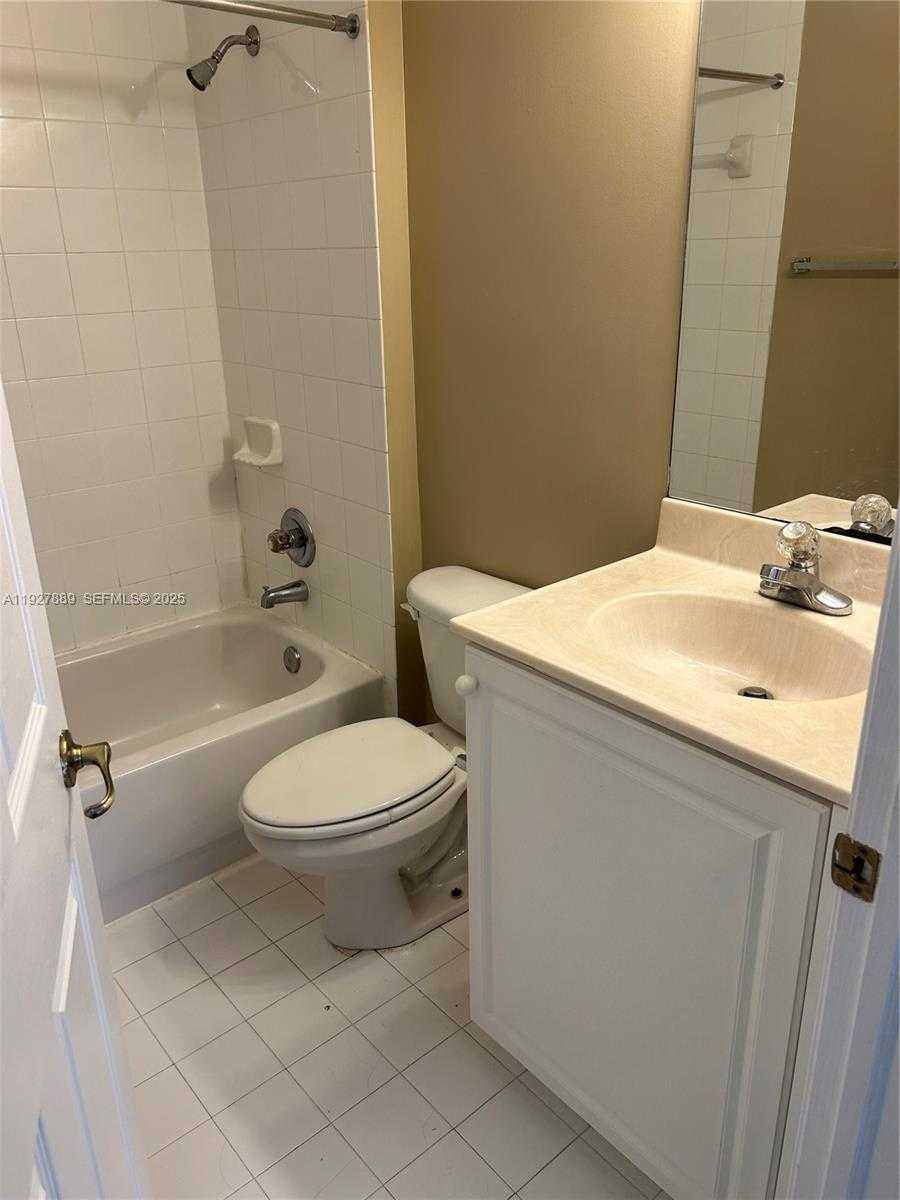 Small Image of 3940 NORTH WEST 92ND AVE #3940, Sunrise Number 16