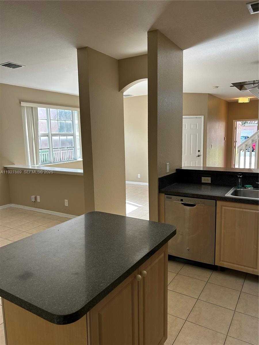 Small Image of 3940 NORTH WEST 92ND AVE #3940, Sunrise Number 9