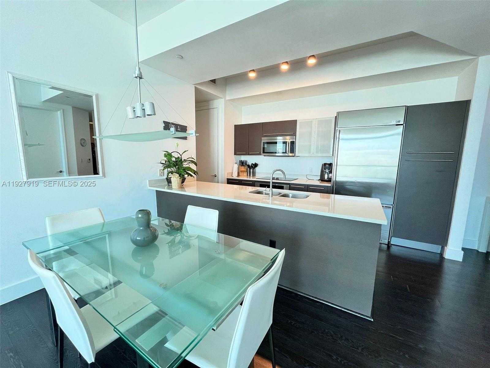 Small Image of 55 SOUTH EAST 6TH ST #4103, Miami Number 5