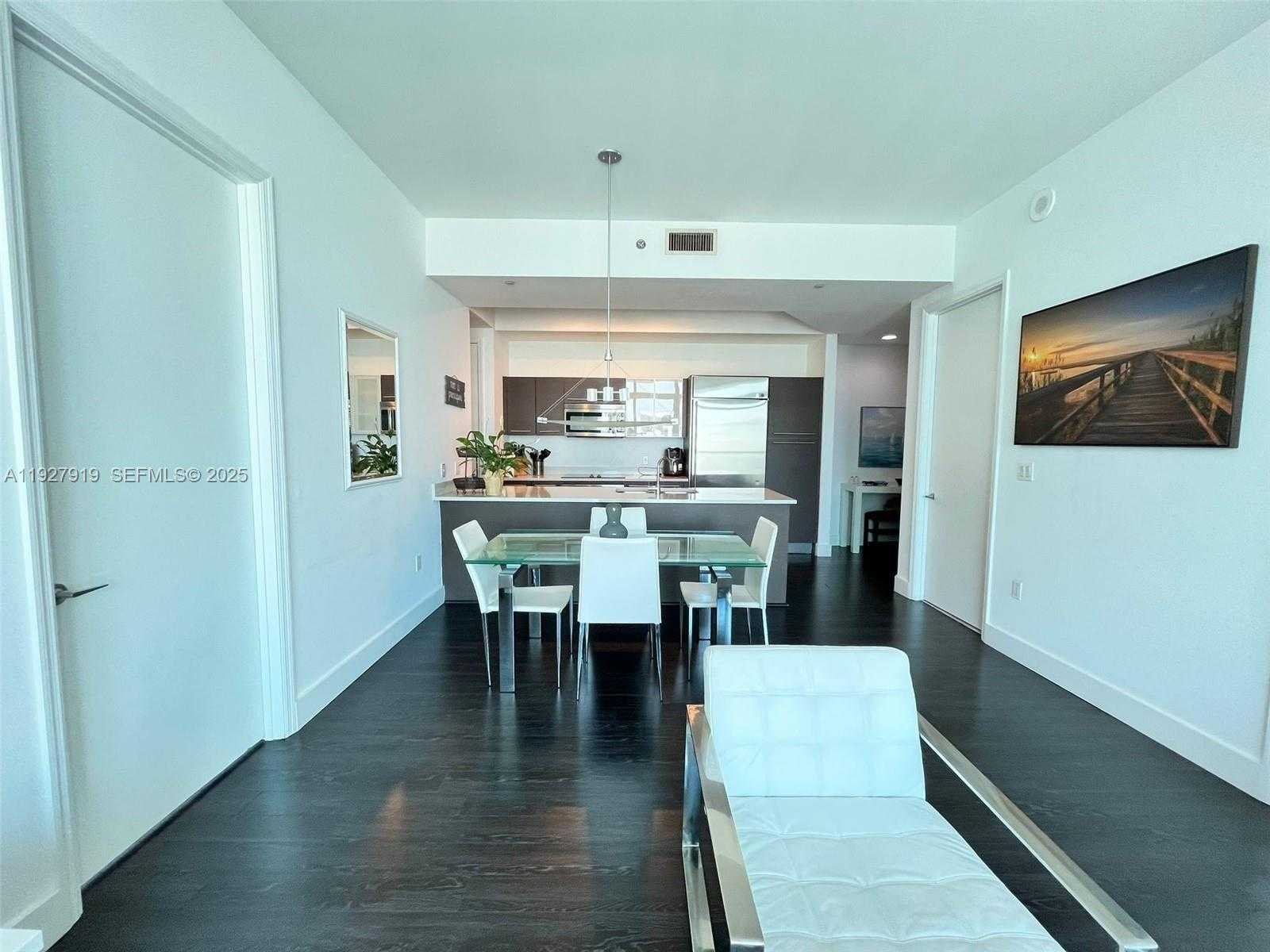 Small Image of 55 SOUTH EAST 6TH ST #4103, Miami Number 6