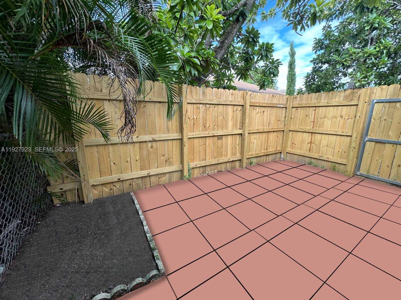 Small Image of 1020 NORTH WEST 33RD AVE #1, Miami Number 2