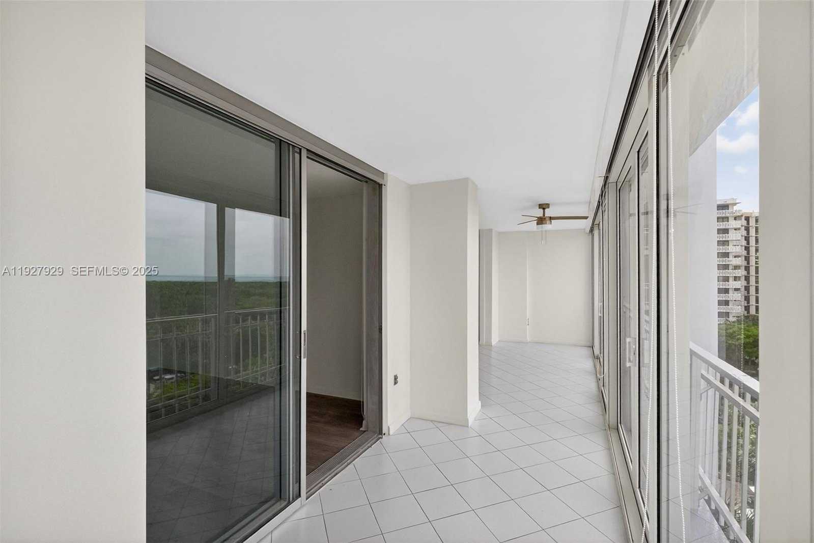 Small Image of 600 GRAPETREE DR #8FS, Key Biscayne Number 26