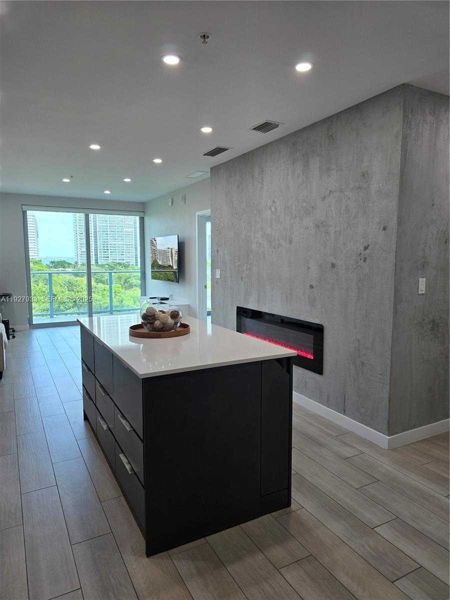 Small Image of 1600 SOUTH WEST 1ST AVE #809, Miami Number 1