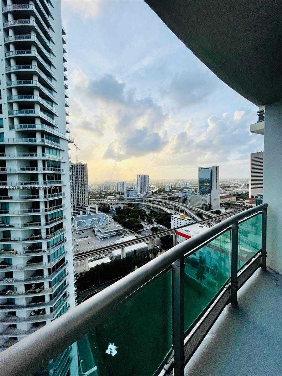 Small Image of 350 SOUTH MIAMI AVE #2814, Miami Number 15