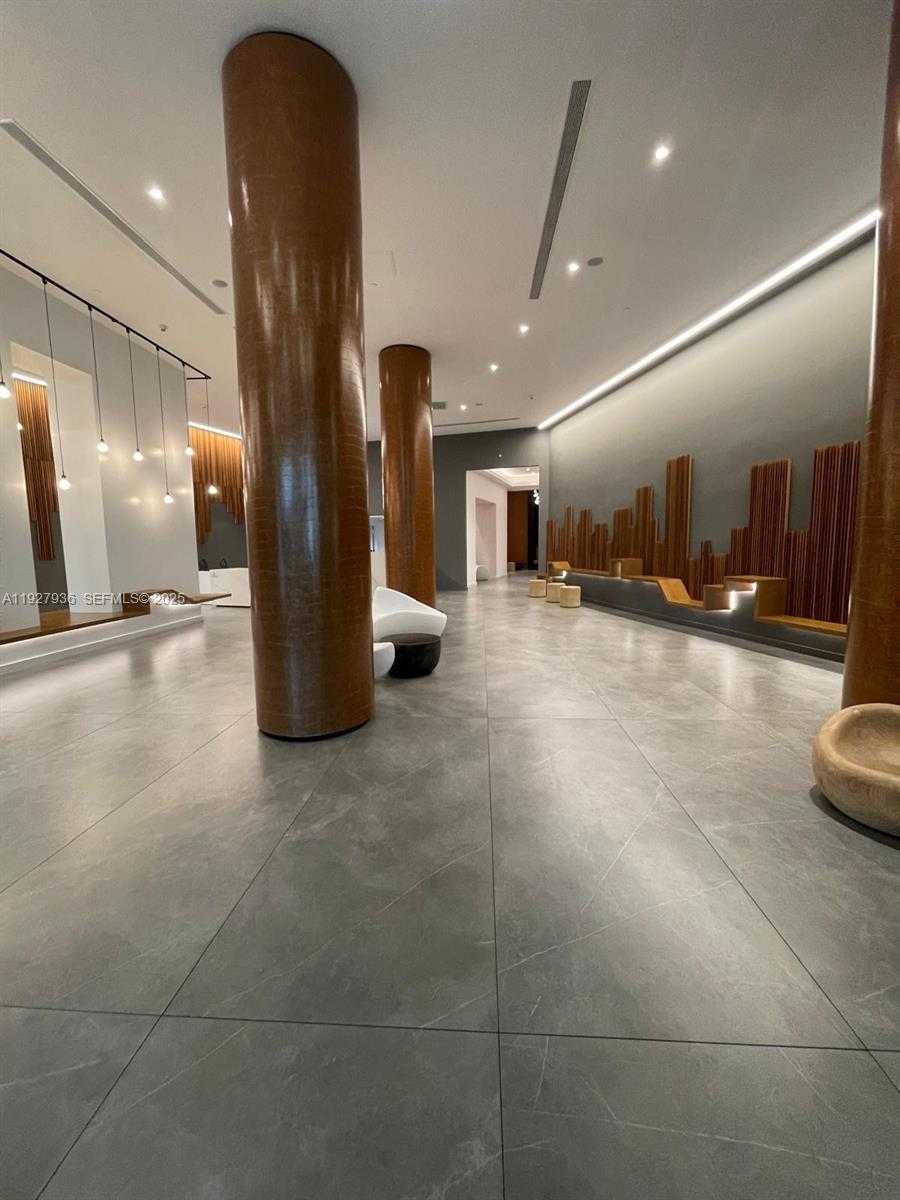 Small Image of 350 SOUTH MIAMI AVE #2814, Miami Number 2