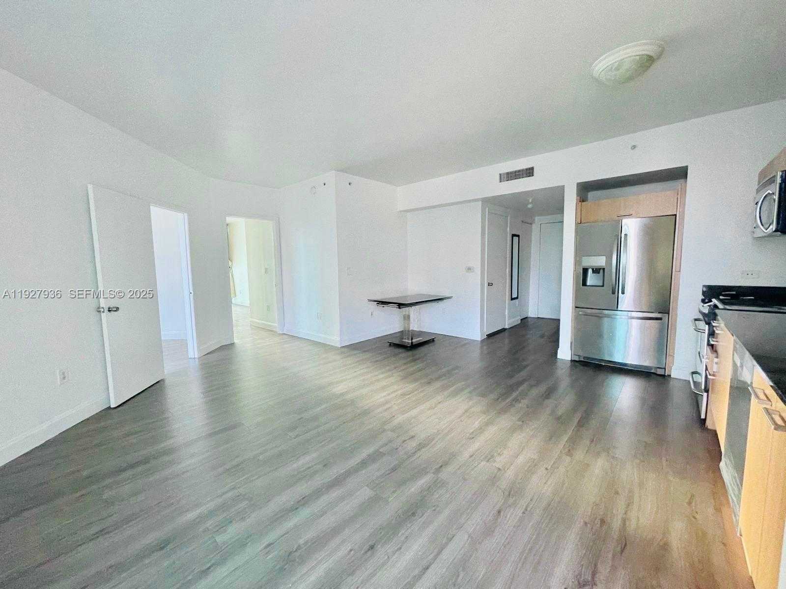 Small Image of 350 SOUTH MIAMI AVE #2814, Miami Number 7