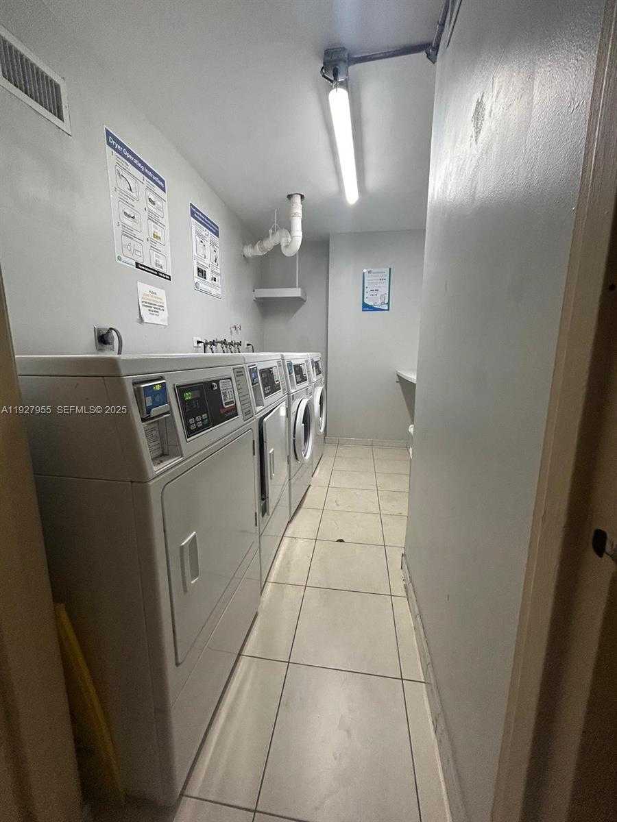 Small Image of 251 174TH ST #1820, Sunny Isles Beach Number 16