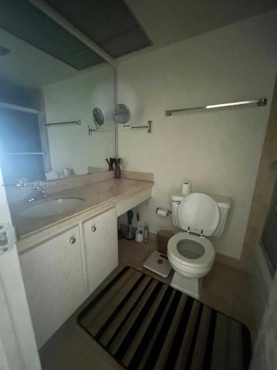 Small Image of 251 174TH ST #1820, Sunny Isles Beach Number 6