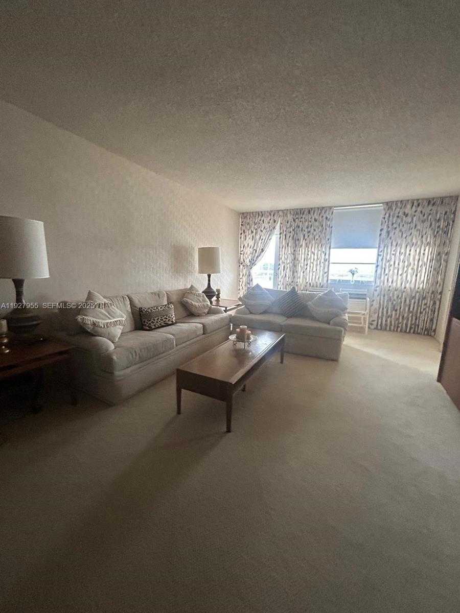Small Image of 251 174TH ST #1820, Sunny Isles Beach Number 8