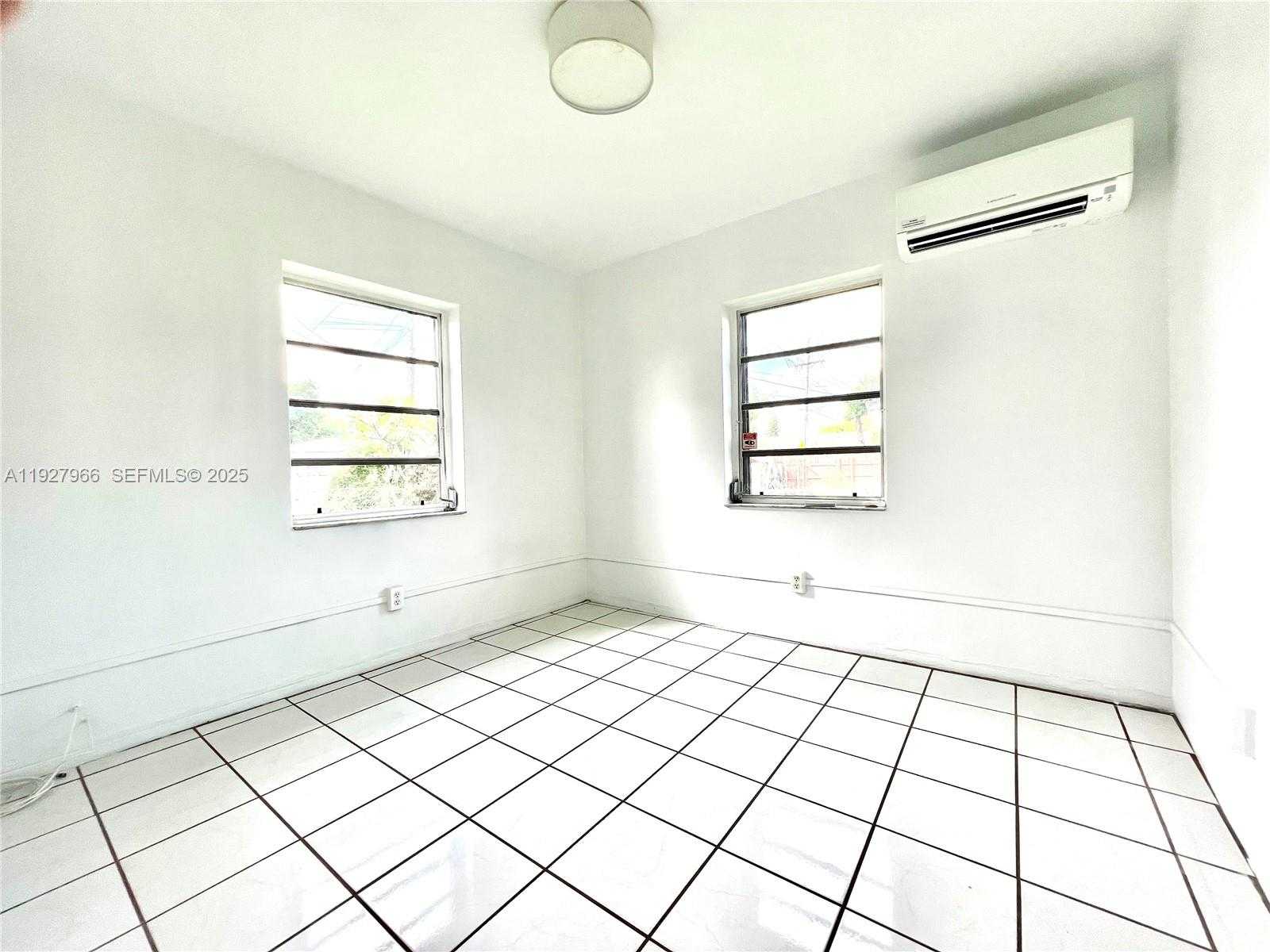 Small Image of 6228 TAYLOR ST #1, Hollywood Number 6