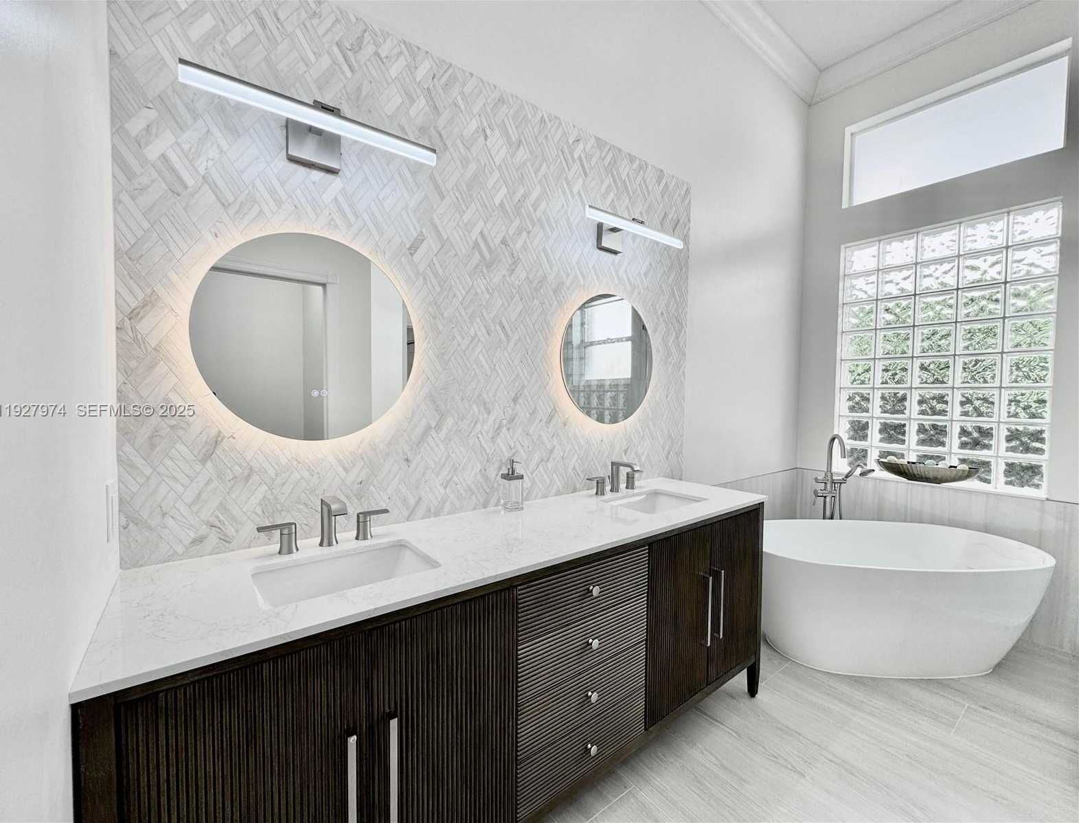 Small Image of 19754 DINNER KEY DR, Boca Raton Number 21