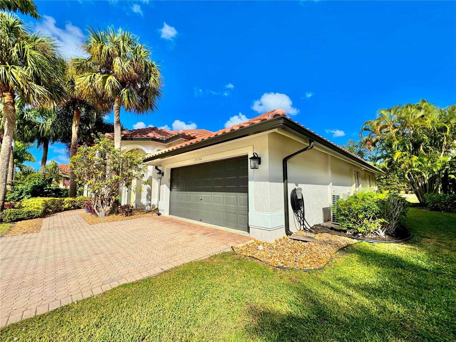 Small Image of 19754 DINNER KEY DR, Boca Raton Number 36