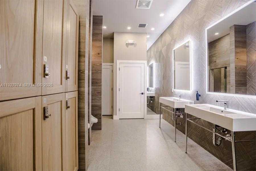 Small Image of 19754 DINNER KEY DR, Boca Raton Number 56