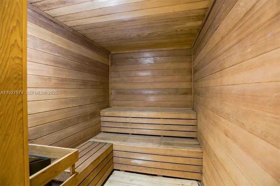 Small Image of 19754 DINNER KEY DR, Boca Raton Number 58