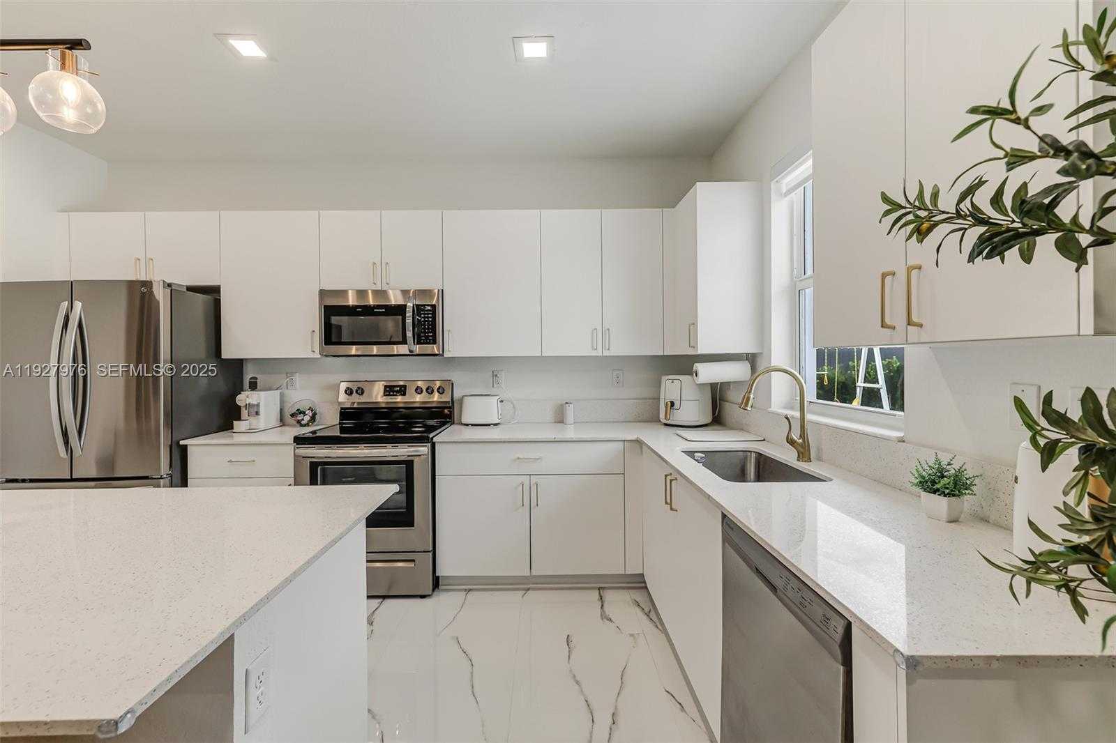 Small Image of 16753 SOUTH WEST 290TH LN #na, Homestead Number 7