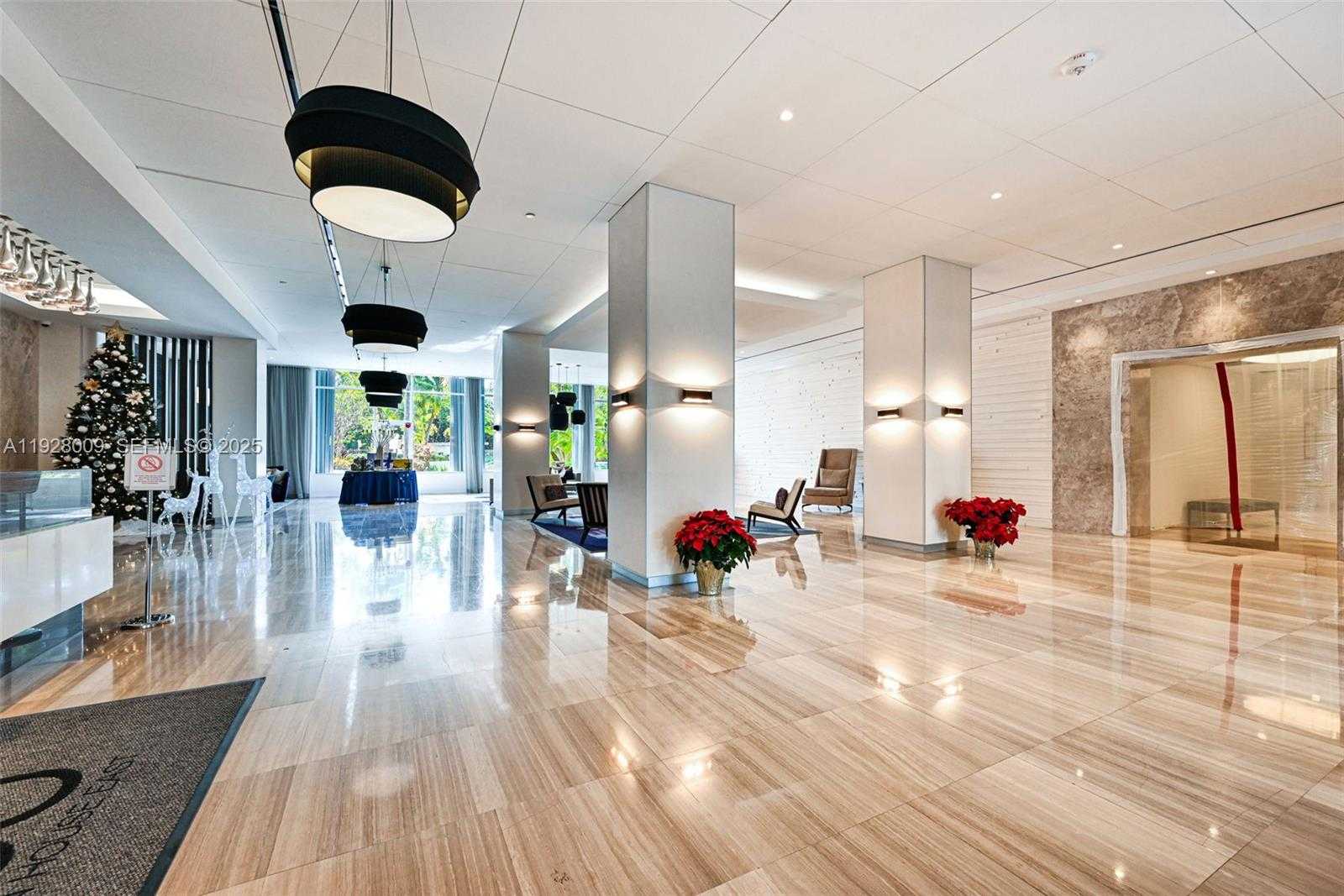 Small Image of 100 BAYVIEW DR #606, Sunny Isles Beach Number 73