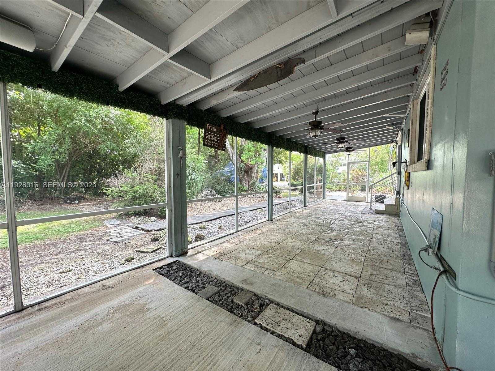 Small Image of 349 MAHOGANY DR, Key Largo Number 20