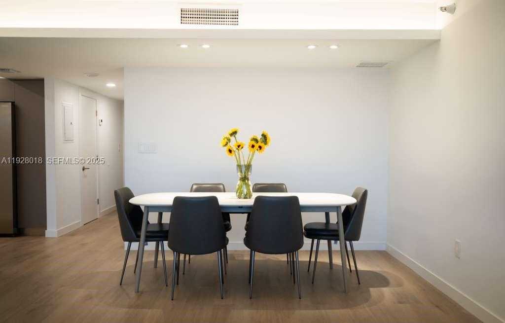 Small Image of 20505 EAST COUNTRY CLUB DR #231, Aventura Number 4