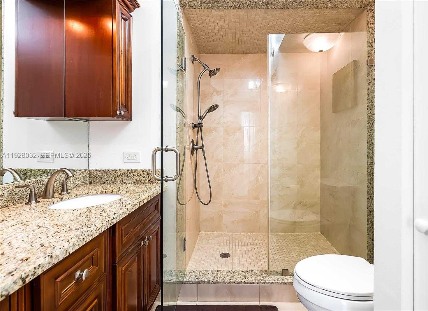 Small Image of 17150 NORTH BAY RD #2618, Sunny Isles Beach Number 20