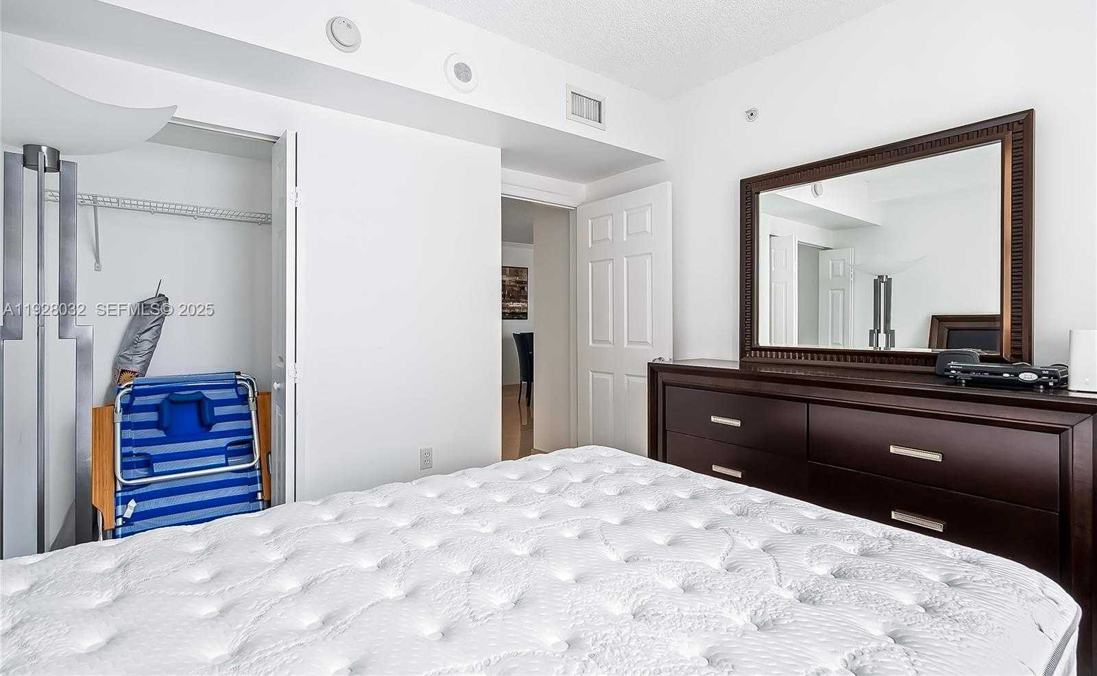 Small Image of 17150 NORTH BAY RD #2618, Sunny Isles Beach Number 23