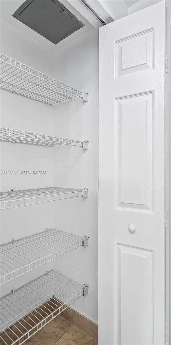 Small Image of 17150 NORTH BAY RD #2618, Sunny Isles Beach Number 25