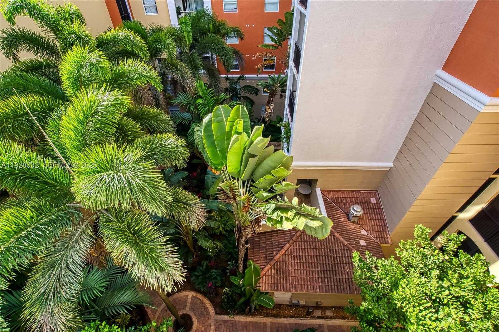 Small Image of 17150 NORTH BAY RD #2618, Sunny Isles Beach Number 31