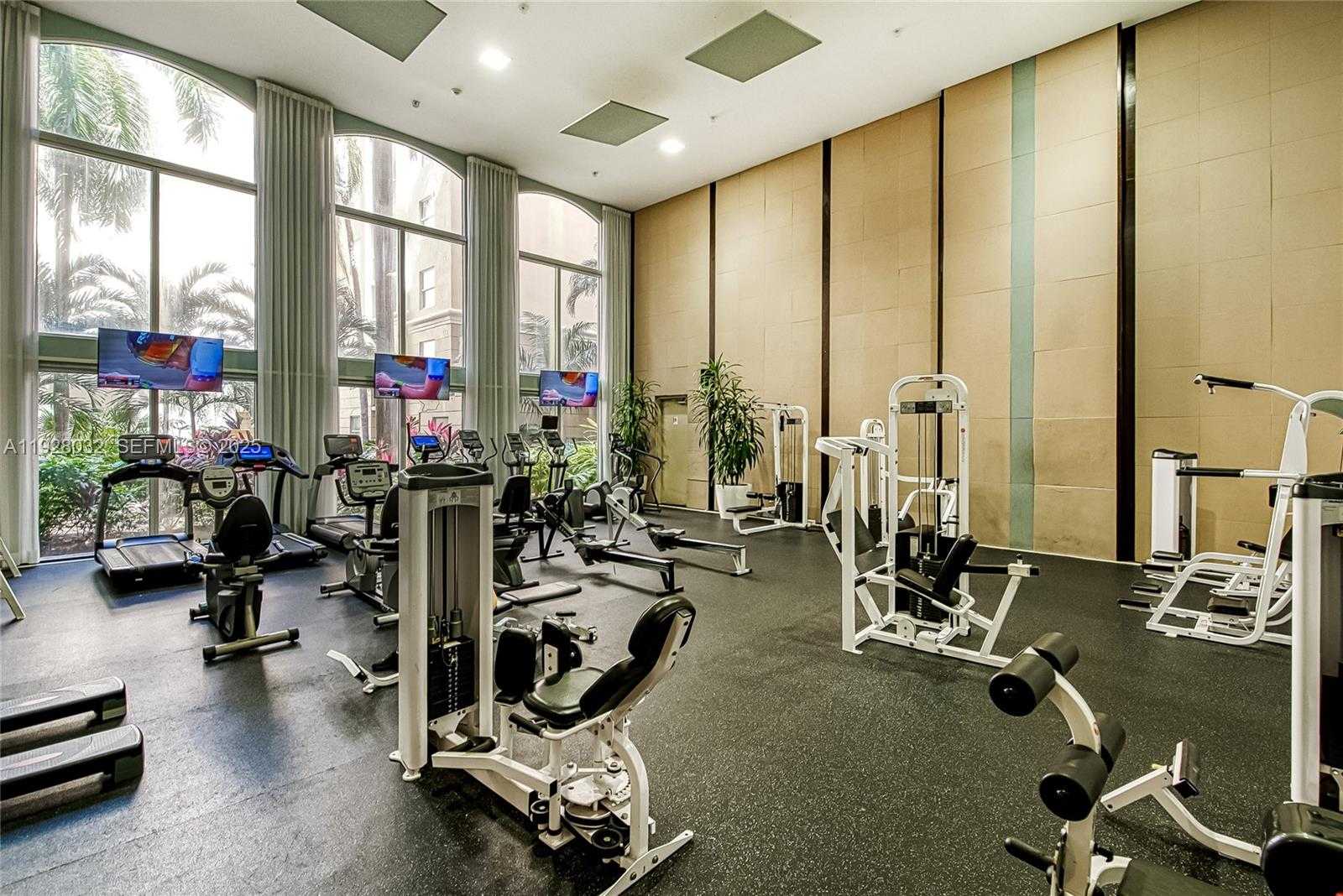 Small Image of 17150 NORTH BAY RD #2618, Sunny Isles Beach Number 34